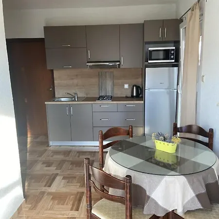 Apartment Natali - By Ta Leut Agency *