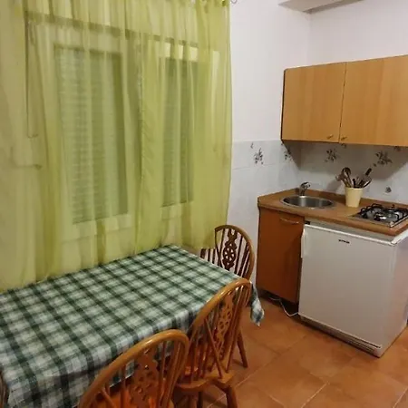 Apartmán Natali Sabunike - By Ta Leut Agency