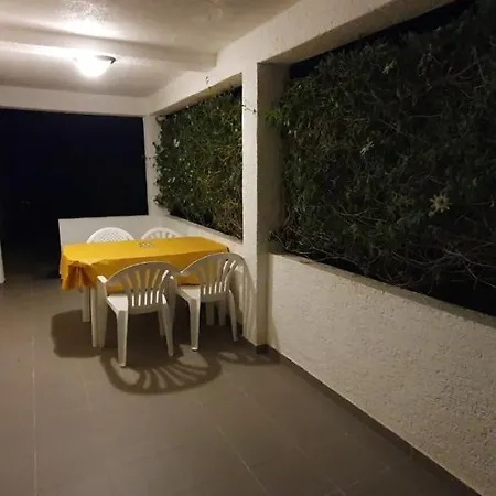 Natali Sabunike - By Ta Leut Agency Apartmán *